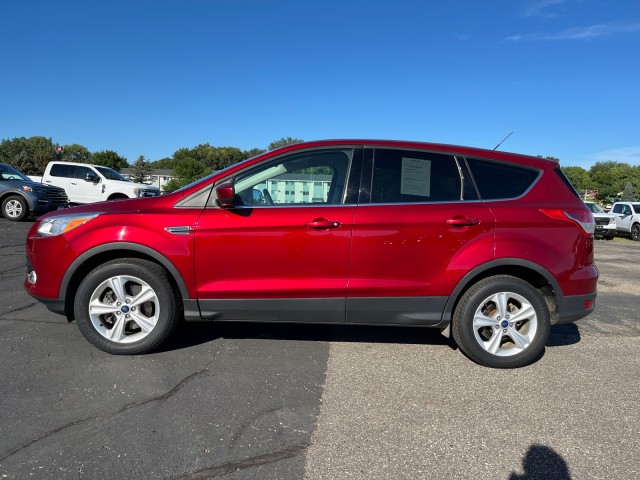 Used 2016 Ford Escape SE with VIN 1FMCU9GX6GUA02276 for sale in Sauk Centre, Minnesota