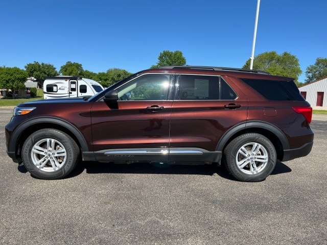 Used 2020 Ford Explorer XLT with VIN 1FMSK8DH4LGB64943 for sale in Sauk Centre, MN