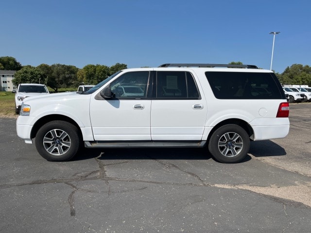 Used 2011 Ford Expedition XLT with VIN 1FMJK1J5XBEF24434 for sale in Sauk Centre, Minnesota