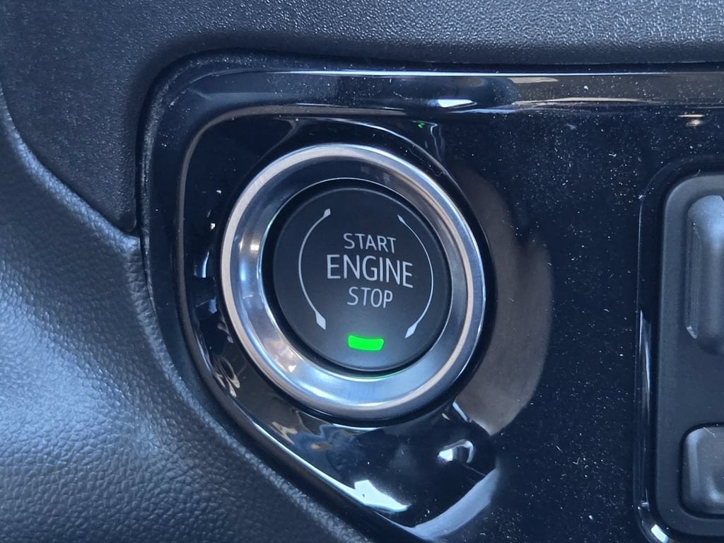 2026 GMC Sierra 1500 SLT - Photo 22
