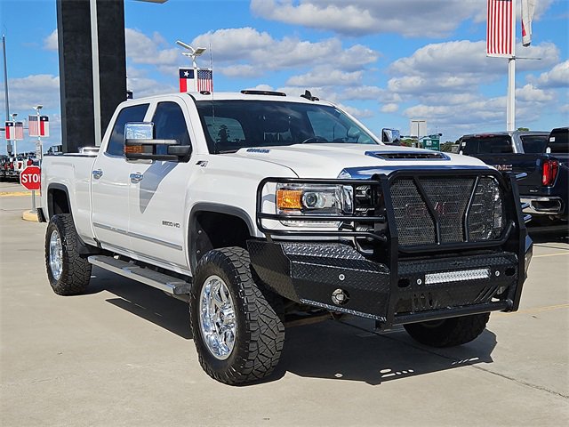 2018 Gmc Sierra 2500 HD SLT photo 3