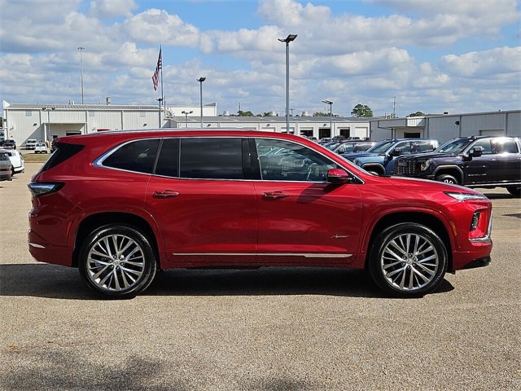 New 2026 Buick Enclave Avenir SUV