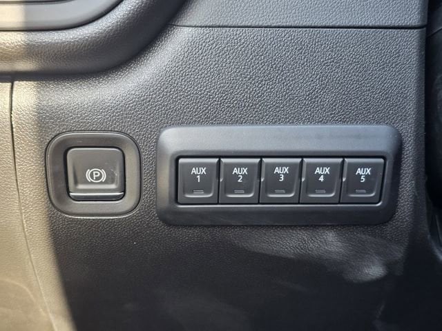 2025 GMC Sierra 2500HD Pro - Photo 24