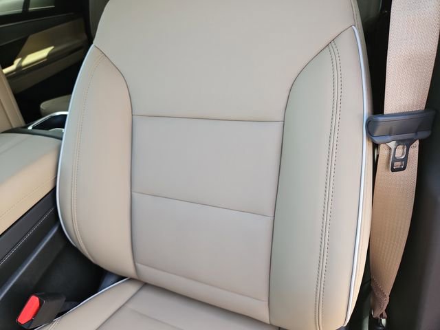 2026 Buick Enclave Preferred - Photo 11