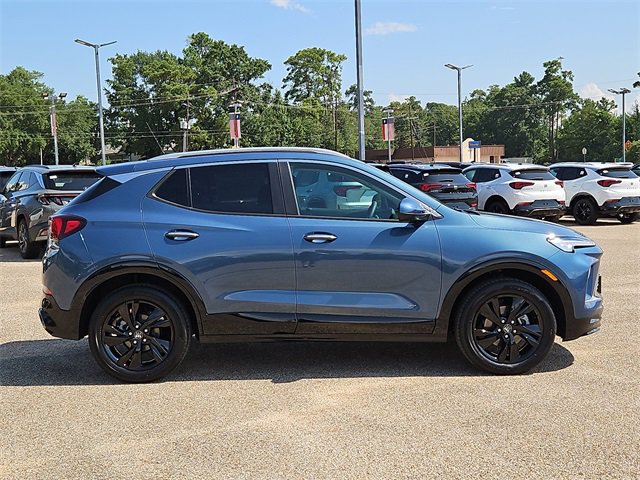 2026 Buick Encore GX Sport Touring photo 2