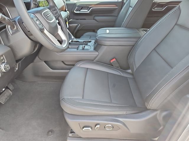 2026 GMC Sierra 2500HD Denali - Photo 8