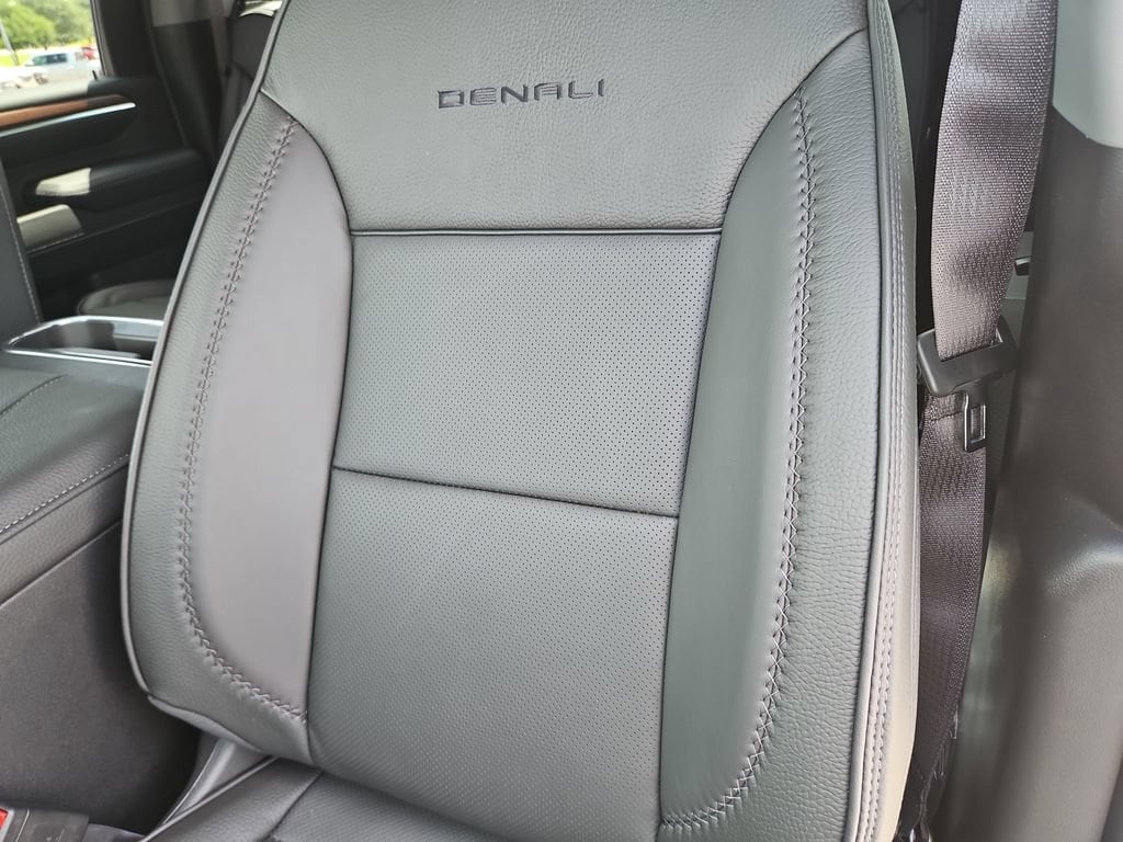 2026 GMC Sierra 2500HD Denali - Photo 12