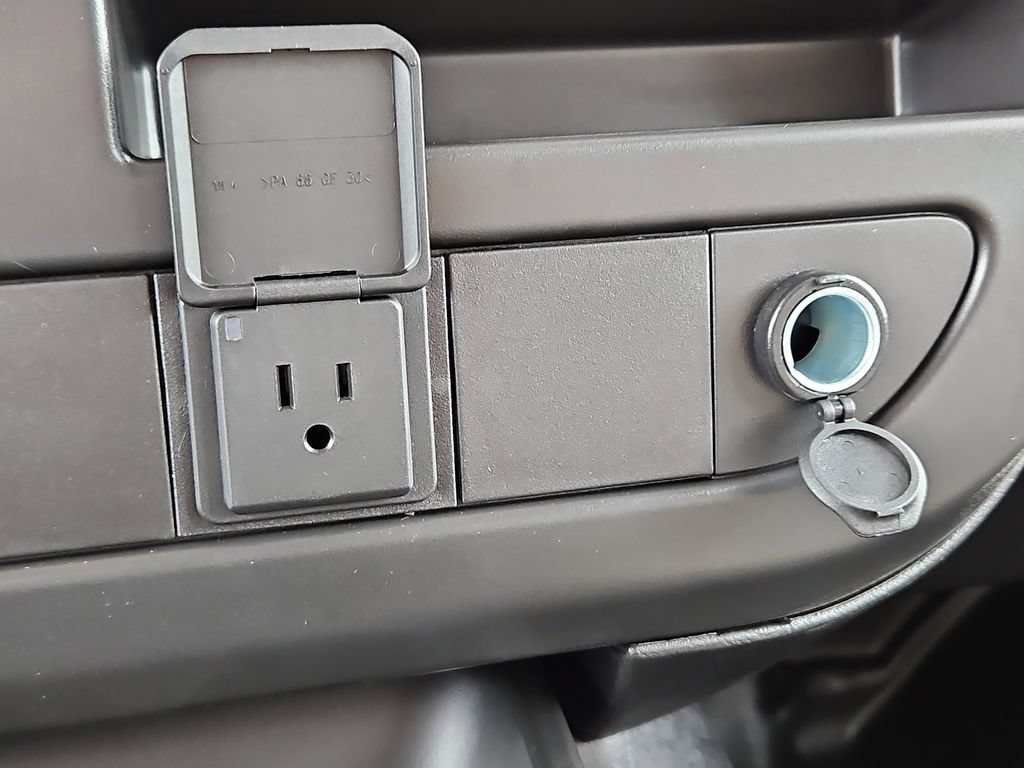 2026 GMC Savana Cargo Work Van - Photo 16