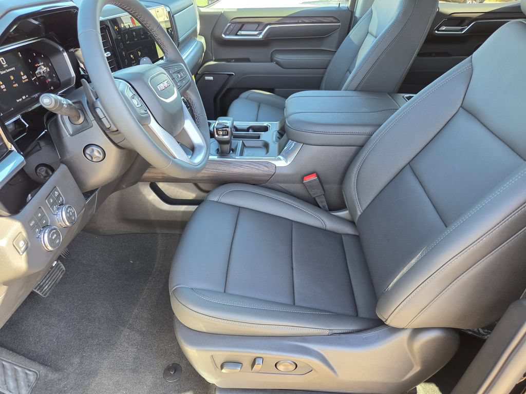 2026 GMC Sierra 1500 SLT - Photo 10