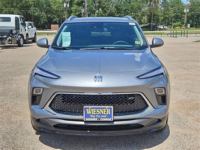 2025 Buick Encore GX Sport Touring photo 2