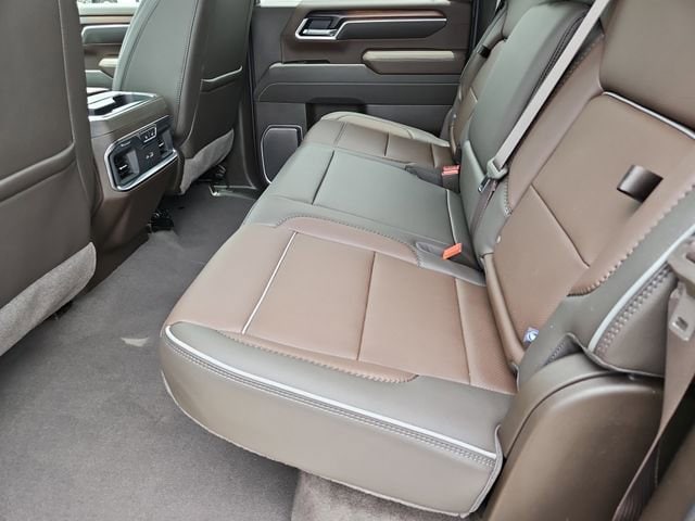 2026 GMC Sierra 3500HD Denali - Photo 13