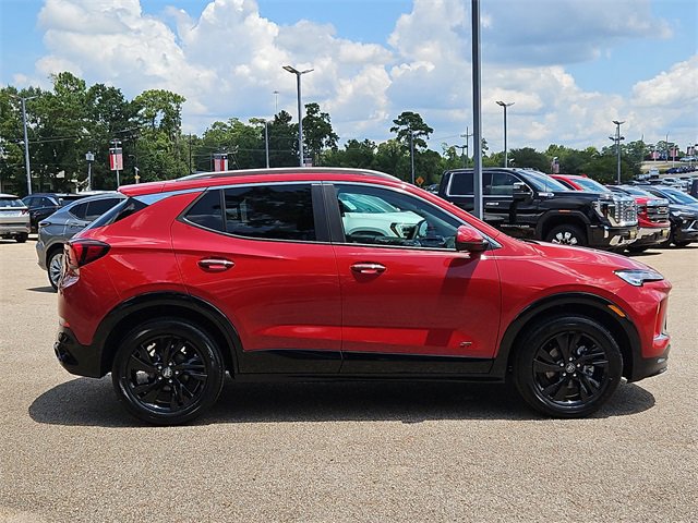 2026 Buick Encore GX Sport Touring photo 4