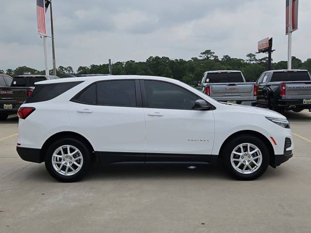 Used 2024 Chevrolet Equinox LS SUV