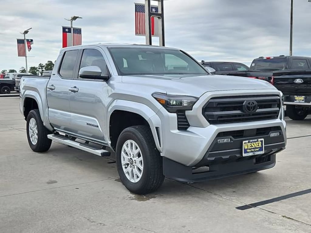 Used 2025 Toyota Tacoma 4WD SR