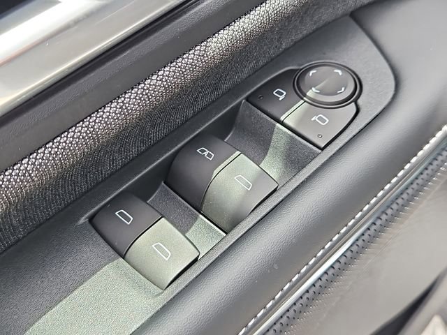 2026 GMC Sierra EV Elevation - Photo 18