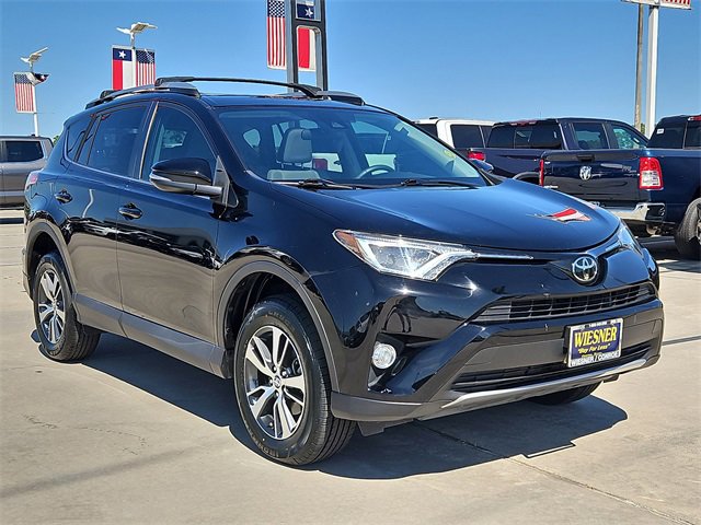 2018 Toyota RAV4 XLE photo 3
