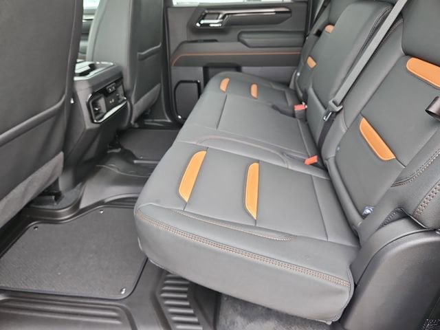 2026 GMC Sierra 2500HD AT4 - Photo 12