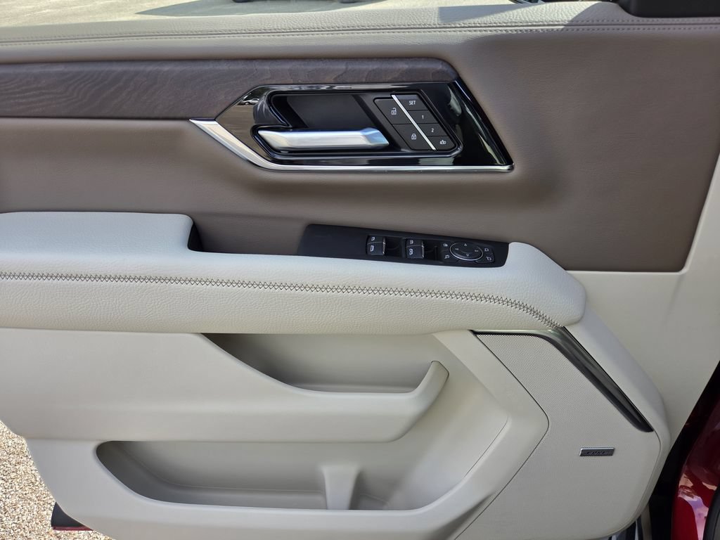 2026 GMC Yukon XL Denali - Photo 11