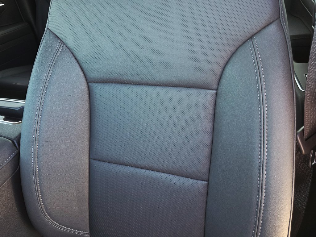 2026 GMC Sierra 1500 SLT - Photo 9