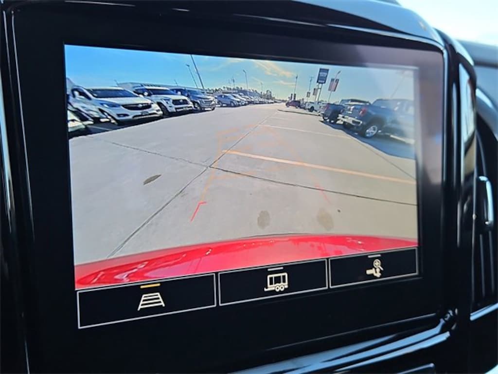 Certified 2023 Chevrolet Traverse LT Cloth SUV