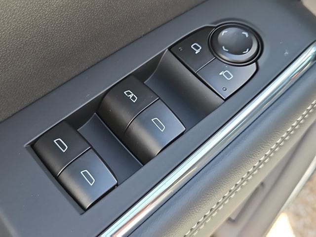 2026 GMC Acadia Elevation - Photo 14