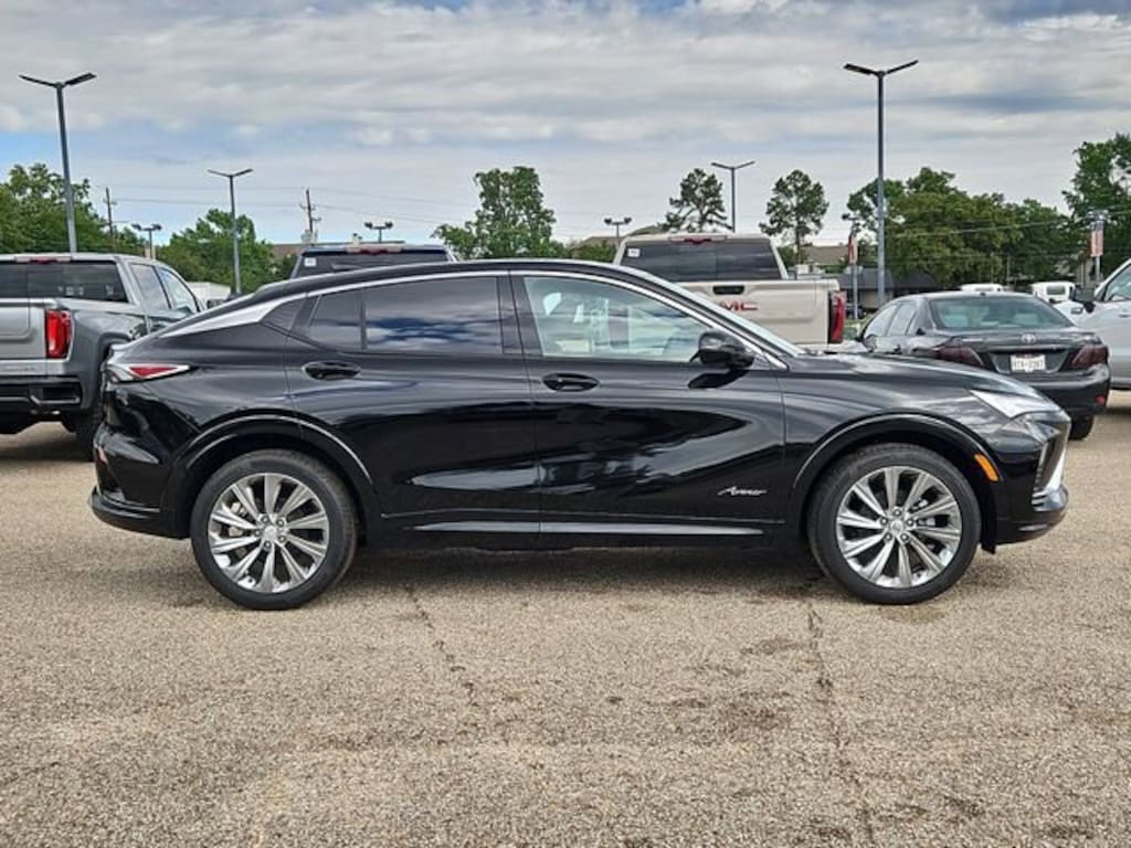 New 2026 Buick Envista Avenir SUV