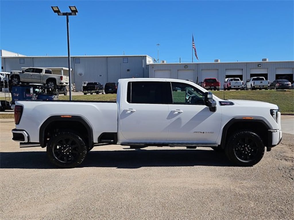 New 2026 GMC Sierra 2500 HD AT4 Truck