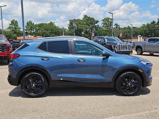 2026 Buick Encore GX Sport Touring photo 4