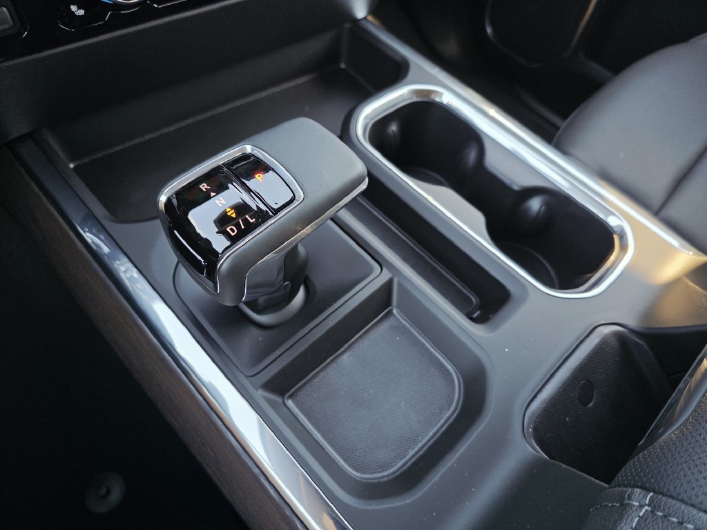 2026 GMC Sierra 1500 SLT - Photo 18