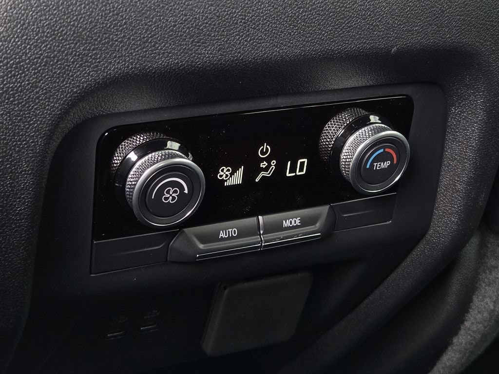 2027 Buick Enclave Sport Touring - Photo 13