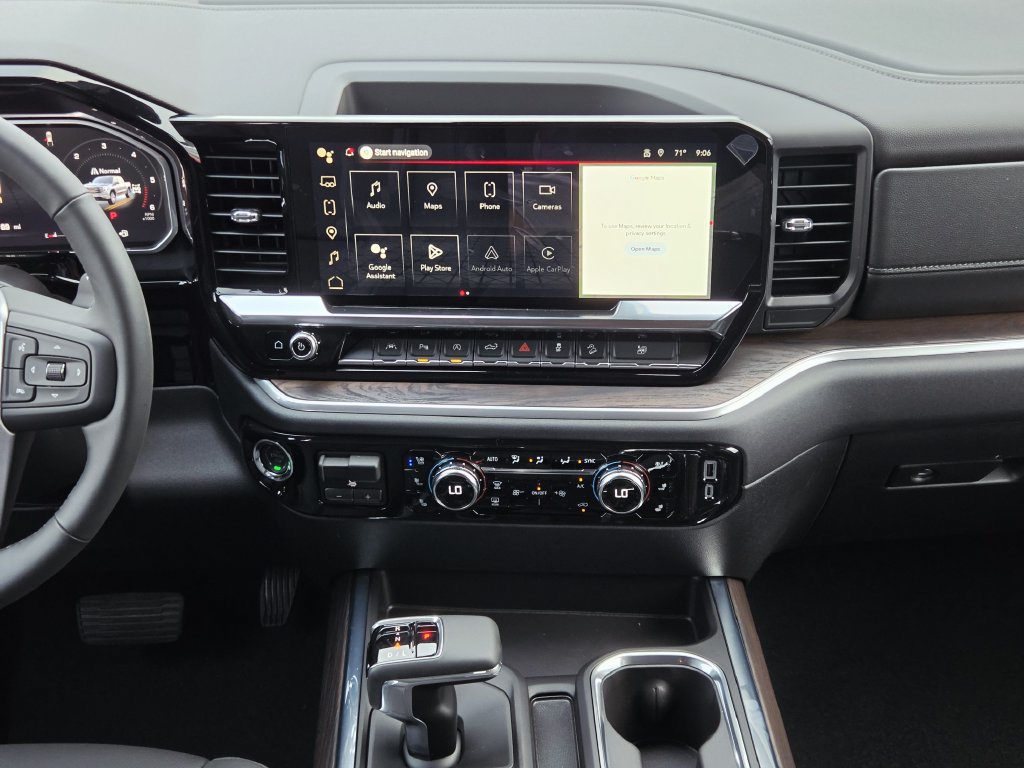 2026 GMC Sierra 1500 SLT - Photo 13