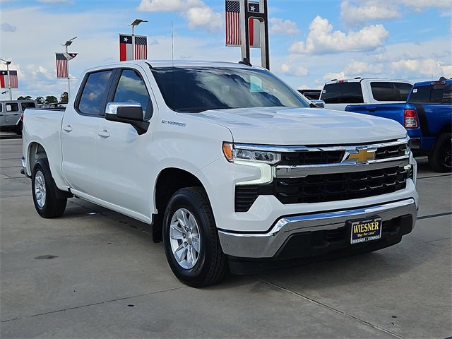 2025 Chevrolet Silverado 1500 LT photo 2