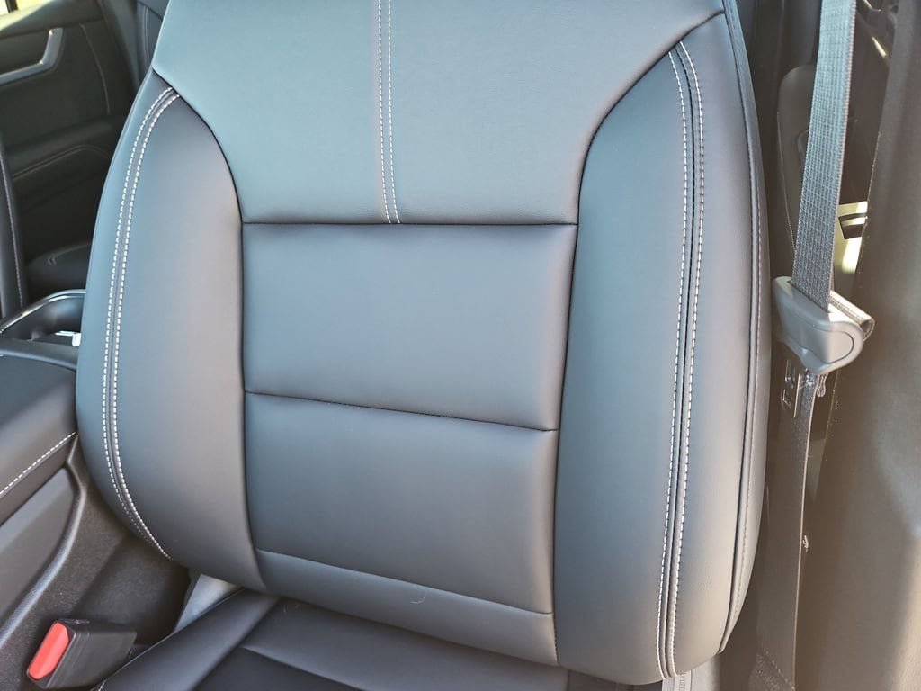 2026 GMC Acadia Elevation - Photo 12