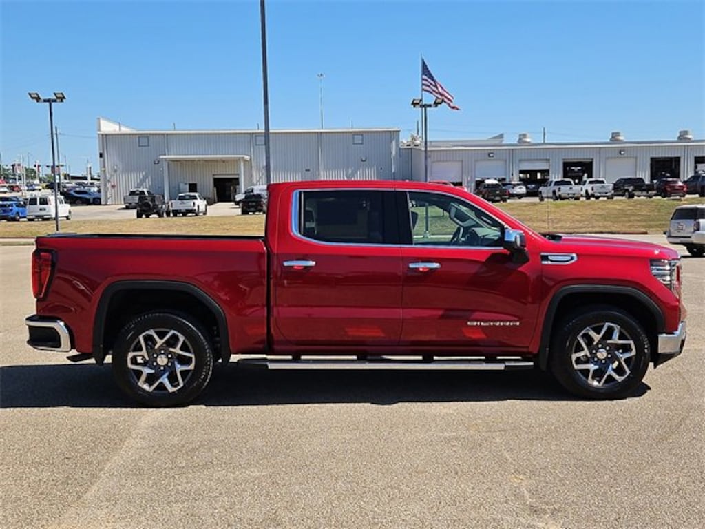 New 2026 GMC Sierra 1500 SLT Truck