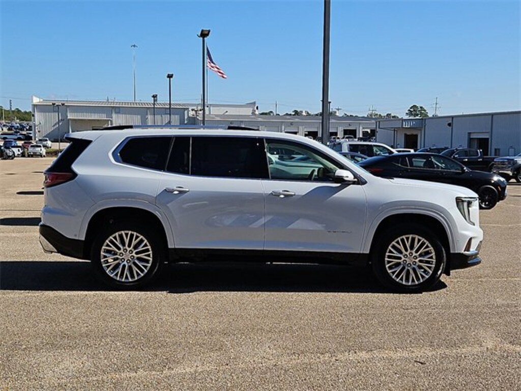 New 2026 GMC Acadia Denali SUV
