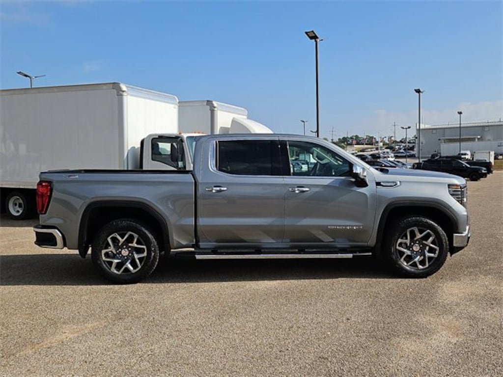 New 2026 GMC Sierra 1500 SLT Truck