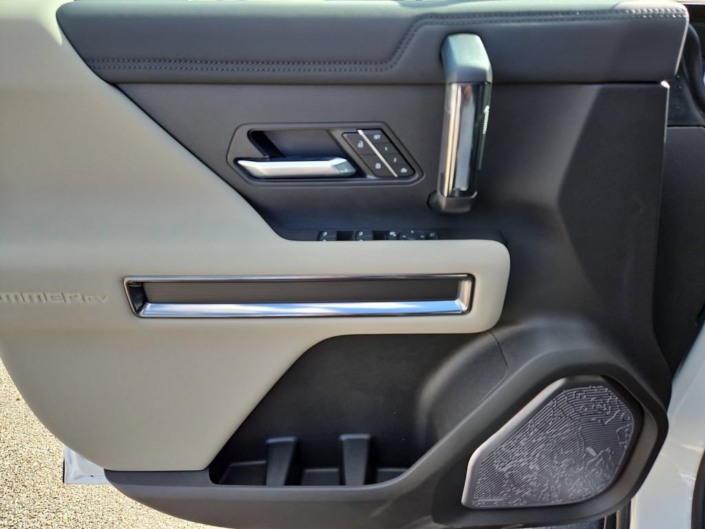 2026 GMC HUMMER EV 2X - Photo 11