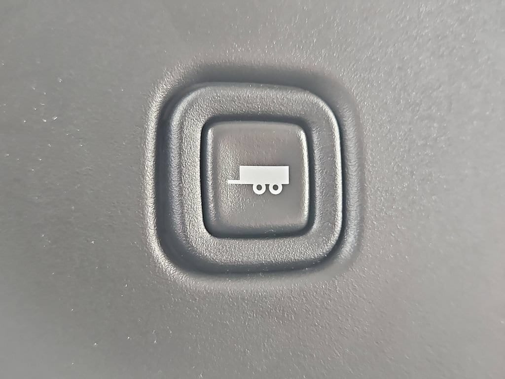 2026 GMC Savana Cargo Work Van - Photo 20