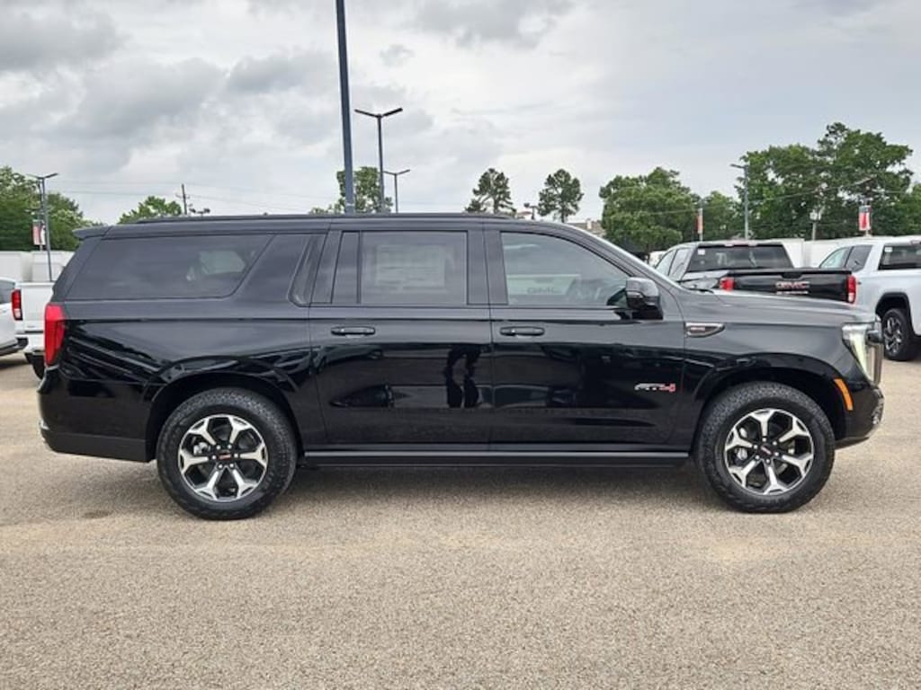New 2026 GMC Yukon XL AT4 SUV