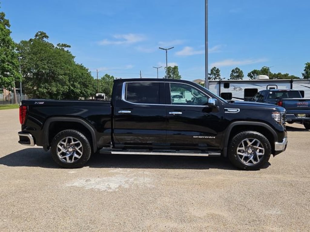 New 2026 GMC Sierra 1500 SLT Truck