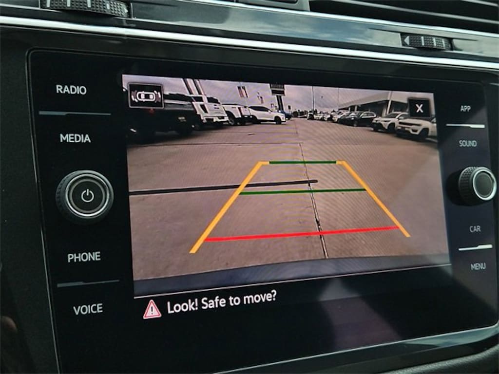 Used 2021 Volkswagen Tiguan SE