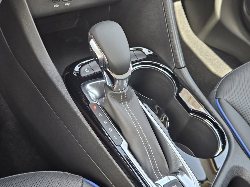 2026 Buick Encore GX Sport Touring - Photo 18