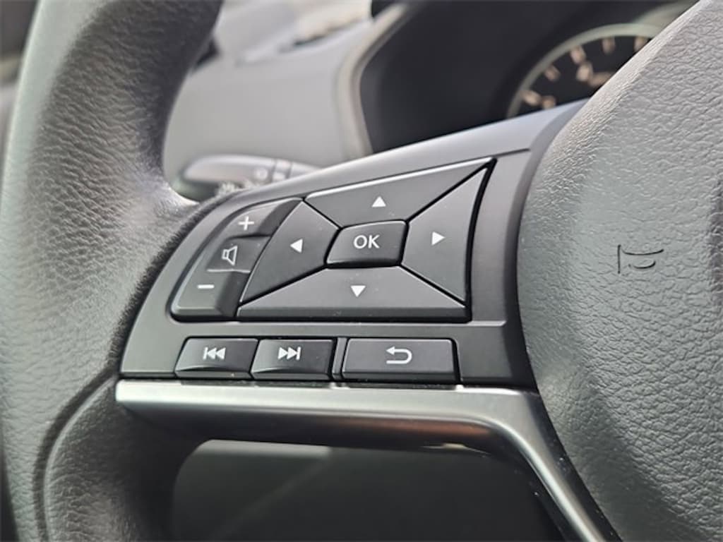 Used 2021 Nissan Altima 2.5 SV