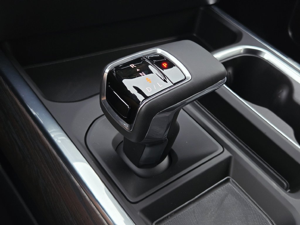 2026 GMC Sierra 1500 SLT - Photo 16