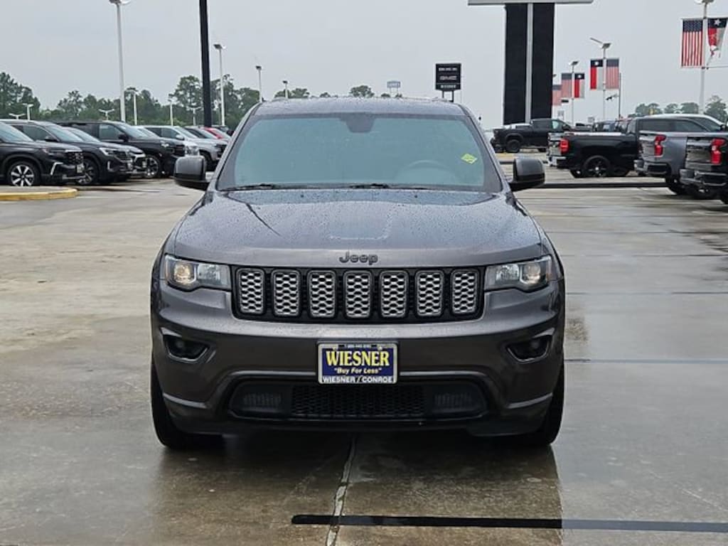 Used 2018 Jeep Grand Cherokee Altitude