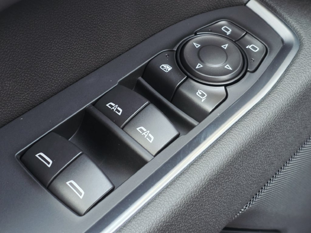 2026 GMC Sierra 1500 SLT - Photo 20
