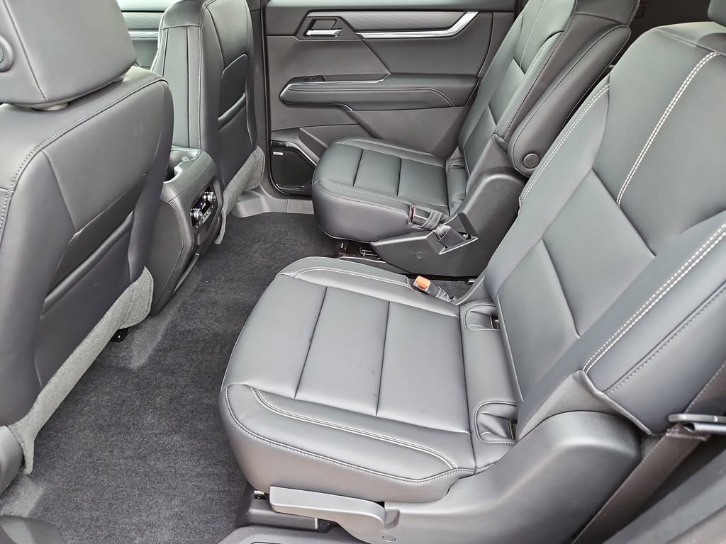 2026 GMC Acadia Elevation - Photo 12