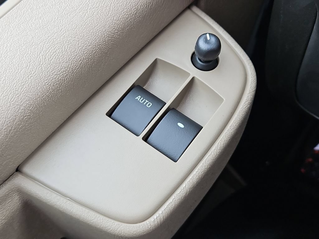 2026 GMC Savana Cargo Work Van - Photo 13