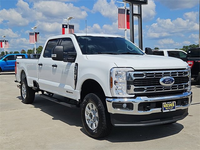 2024 Ford F-250 XLT photo 3
