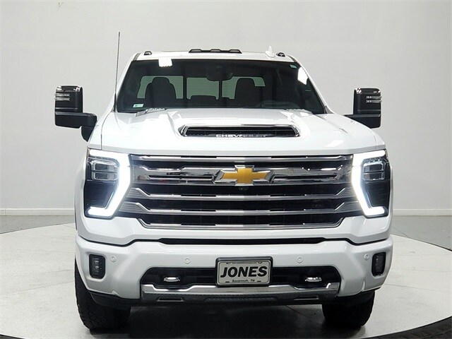 Used 2024 Chevrolet Silverado 2500HD High Country with VIN 1GC4YREY0RF136037 for sale in Savannah, TN